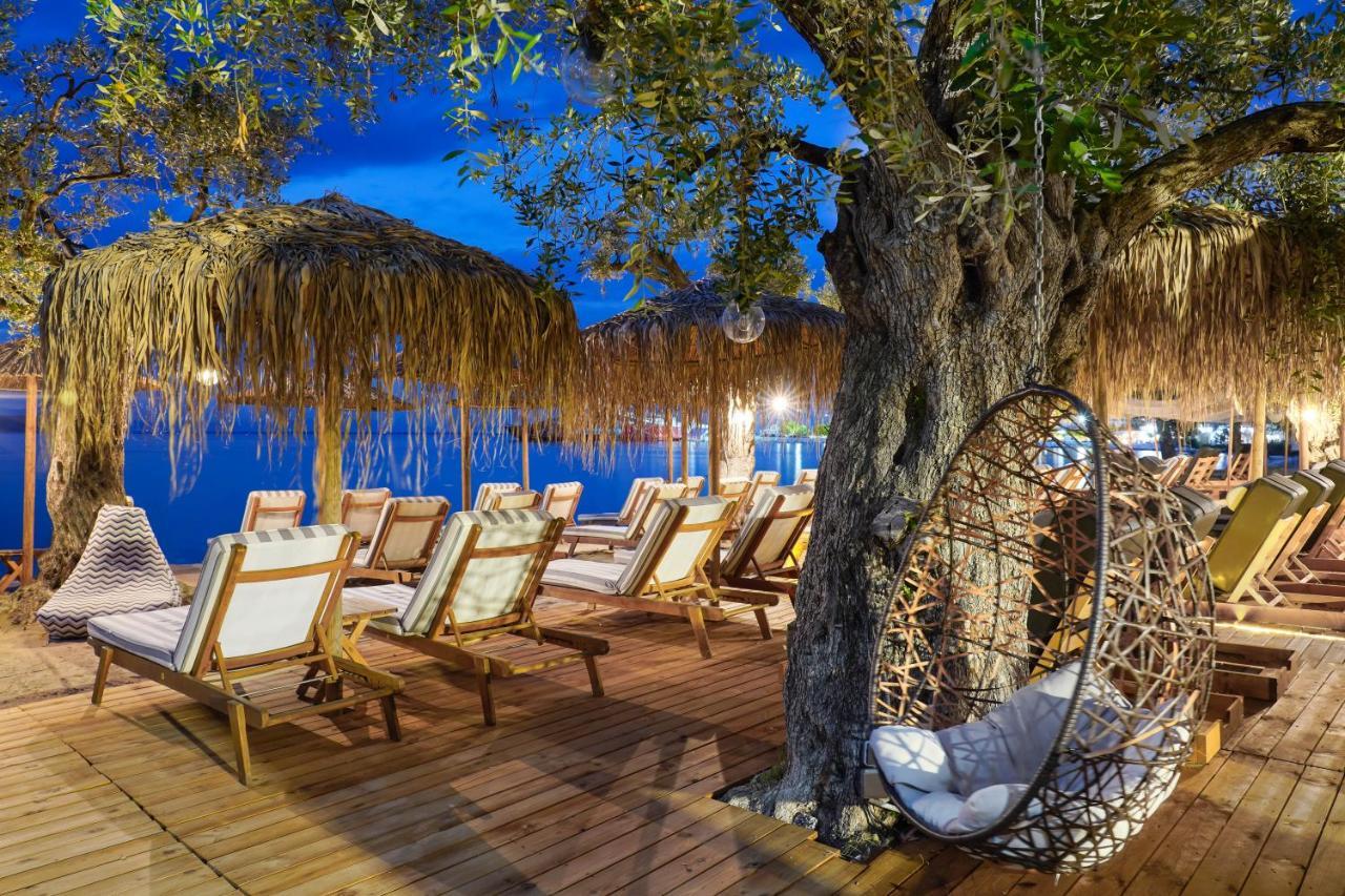 By The Sea Luxury Suites Ліменас Екстер'єр фото